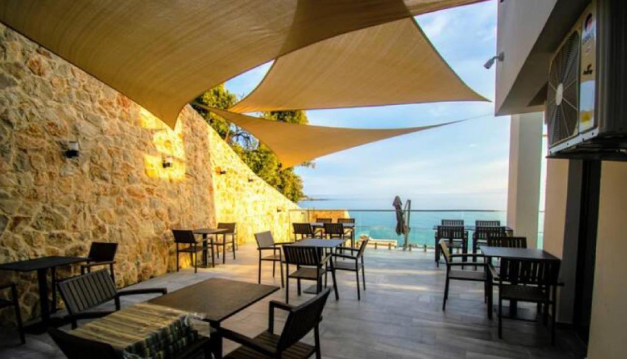 Planet Apartments Bar Luaran gambar